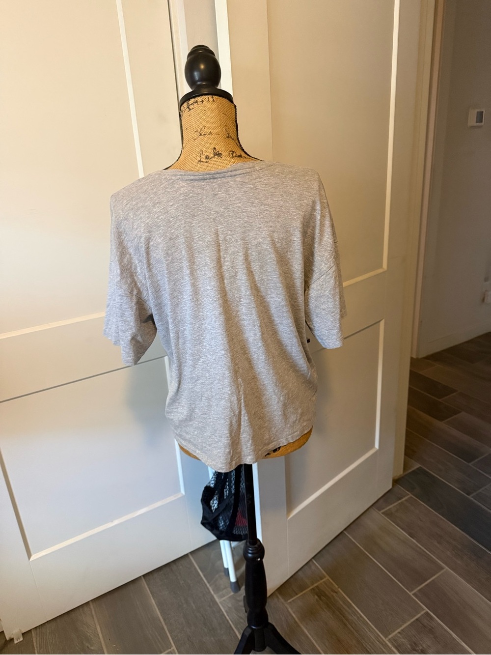 American Eagle Outfitters Heather Gray Tee with Faded Pink Logo - Picture 3 of 3